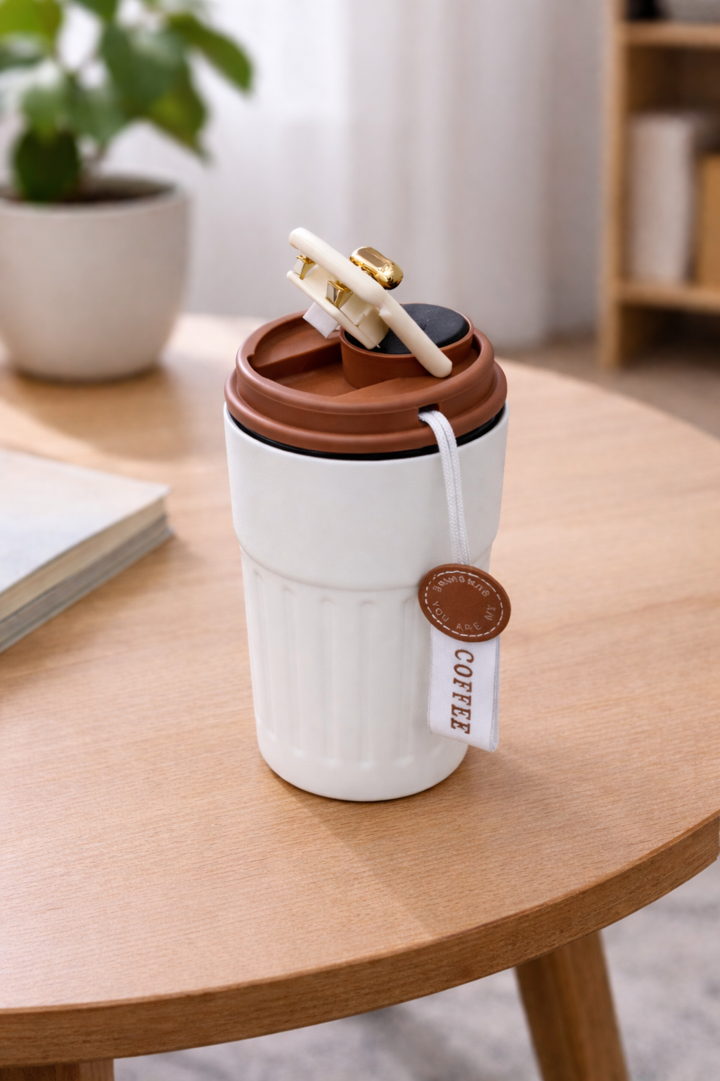 Hot n cold Tumbler in White Color