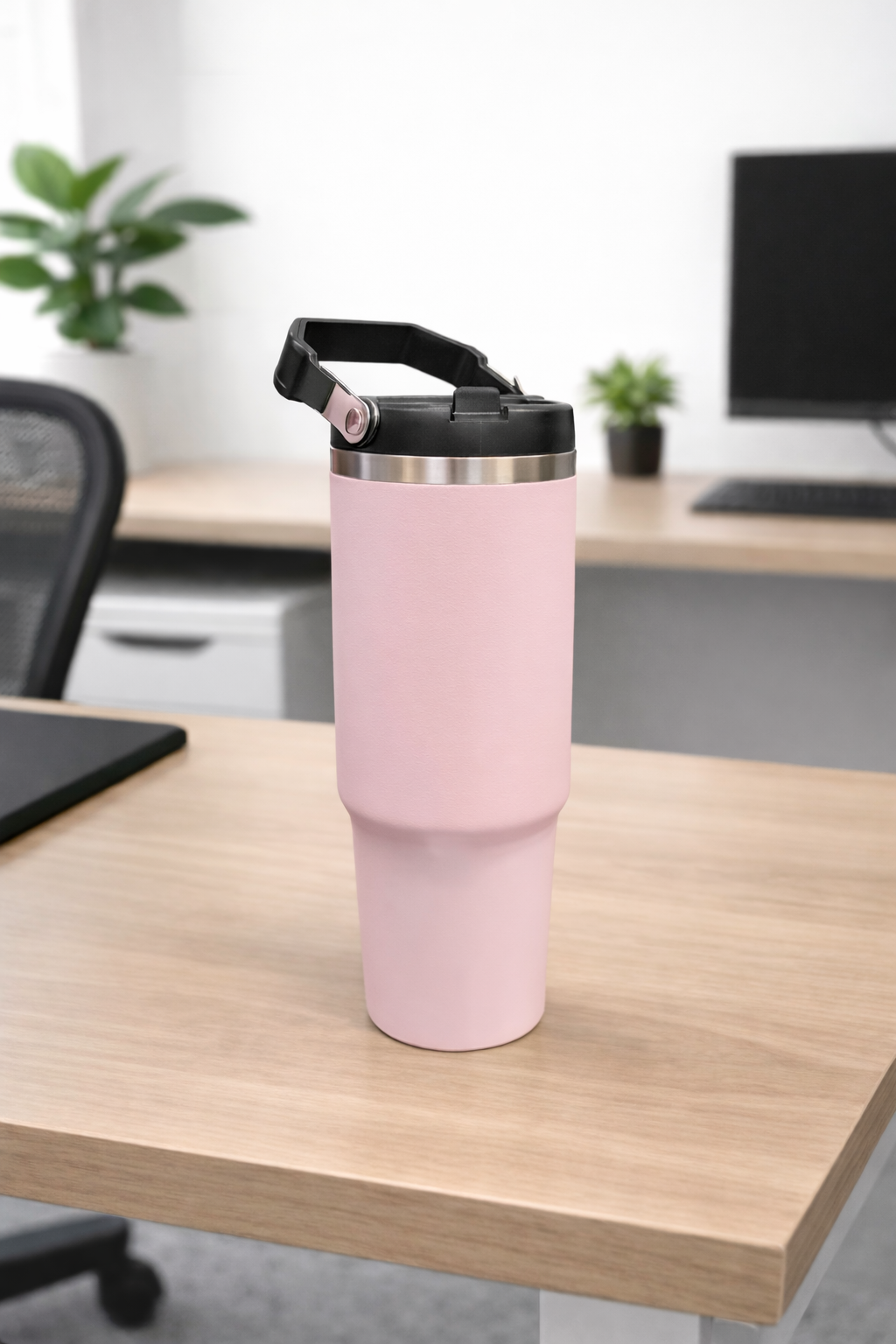 Personalized Insulated Travel Tumbler 900 ml with Handle and Flip Straw Lid
